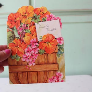 Anni '60 e '70 Vintage Mid Century Floral Greeting Card...nuovo vecchio stock. da collezione. antico. regalo. retrò. pensieri amichevoli. floreale. antico
