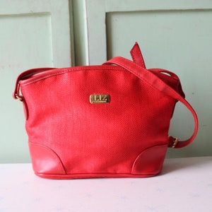 1980s Liz Claiborne Red Leather Shoulder Bag: Vintage Handbag
