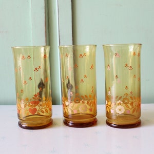 1970s Floral Juice Glasses - Retro Kitchen Glassware - Set of Two