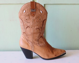 Vintage Dingo Cowboy Boots: Jeweled Tan Leather Heeled Boots, Size 8.5