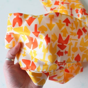 Vintage 1970s Arrow Scarf: Yellow Orange Atomic Print