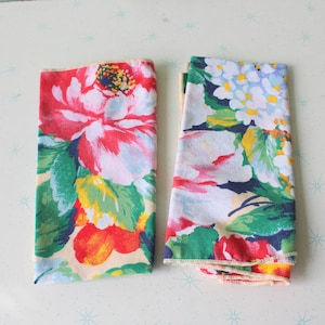 1980s Vintage Floral Placemats Napkins Set: Retro Table Linen