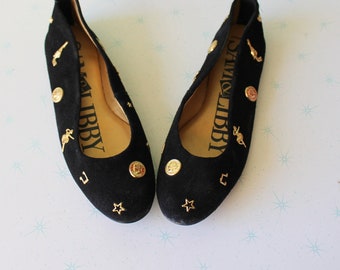 Vintage Designer Black 1980s Sam and Libby Flats...size 9 womens...fancy. designer. mod. classic. party. music. ballet flats. star. golden