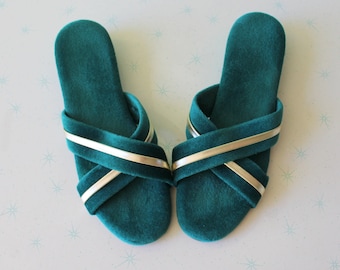 1970s Vintage Green Teal Slippers Nighty House Shoes Flats.....size 7 8. medium. shoes. flats. retro. groovy. open toed. open back. 60s 70s