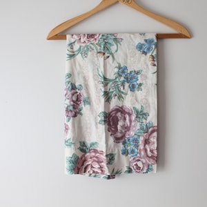 Vintage kussensloop met bloemen: shabby chic beddengoed uit de jaren 70-80