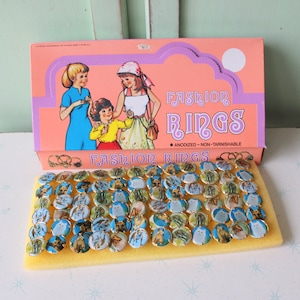 Bagues NOS des années 80, chat, cheval, chien, éléphant, animaux de la ferme, bijoux, vente pour UNE bague. kitsch. neuf ancien stock. nouveauté. réglable. taille unique