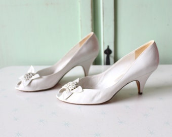 Creamy shoes Clearance