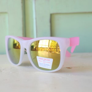 NOS 1980s Pink Mirrored Sunglasses: Retro Neon Eyewear