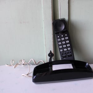 Vintage Black Telephone: Retro Home Decor (Sold As Is)