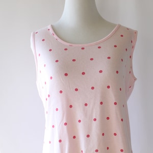 1980s POLKA DOTS Tank Top.....dark pink. medium womens. kitsch. 80s clothing. summer. colorful. costume. hippie. boho. pink. polka dots