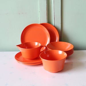 Vintage Orange Plastic Plate Set: 1970s Kitchen Decor