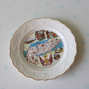 Vintage Tennessee Souvenir Plate: Retro Nashville Novelty Decor (7.25&quot;)