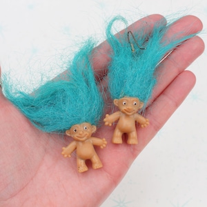 RARE Vintage TROLLS Doll Earrings...collectible. troll. 1980s. 1990s. kitsch. retro. hippie troll. happy birthday. rainbow troll earrings