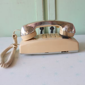1960s Beige Rotary Telephone: Retro Home Decor