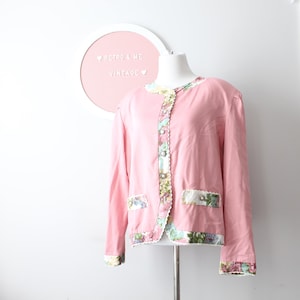 1980s Pastel Floral Jacket...size medium. costume party. ladies jacket. retro. designer vintage. 1980s. womens. short jacket. spring. floral