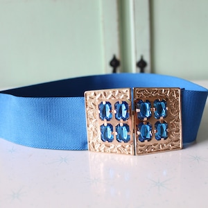 Cintura vintage blu con gioielli anni &#39;80: tessuto elasticizzato, taglia S/M