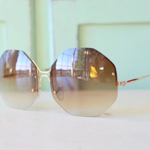 1980s 1990s HEXAGON Sunglasses.....geometric. retro sunglasses. brown sunglasses. hippie. boho. costume. hipster. golden