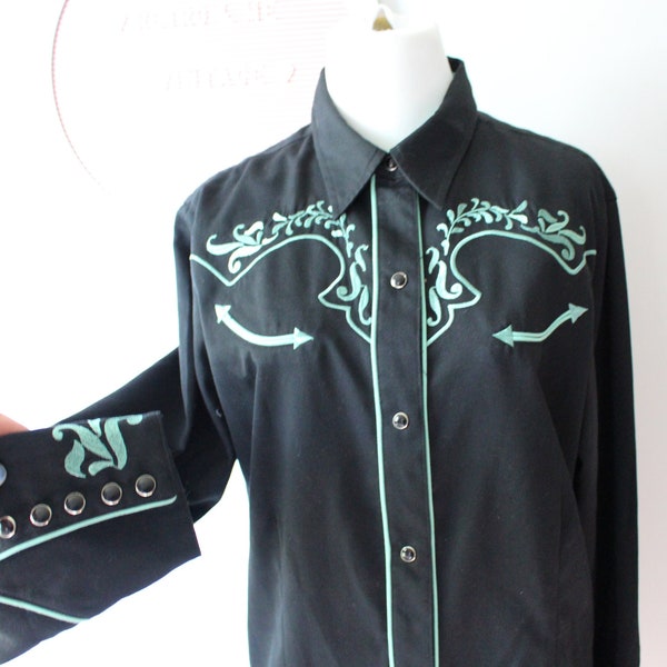 Vintage BUTTON DOWN SHIRT...size xlarge....cowboy. mens. gents. retro. sporty. preppy. classic. frat. college. fun. roper. western. black