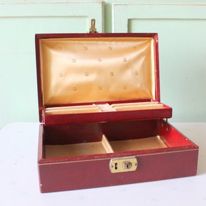 1960s 1970s Crimson Red Jewelry Box...gift for her. craft. groovy. seventies. retro box. vintage box. mod girl. girl gift. bedroom. for her