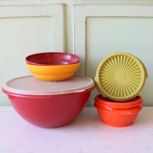 Vintage 1970s Tupperware Canister Bowl Set: Retro Kitchen Storage