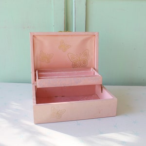 Vintage 70s Butterfly Jewelry Box: Pink Retro Mod Decor