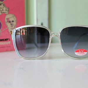 Vintage 1980s White Oversized Sunglasses: Mod Retro Party Shades