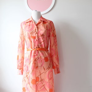 Vintage 60s Floral Dress: Mod Geometric Print, Small to Medium
