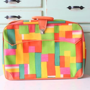 1970s Mod Suitcase: Retro Floral Print Luggage