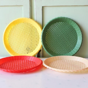 Vintage Colorful Woven Plate Set: Groovy 1960s-70s Home Decor