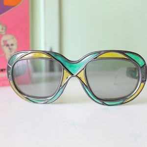 1950s Mod Sunglasses: Groovy Retro Party Shades, Made in France