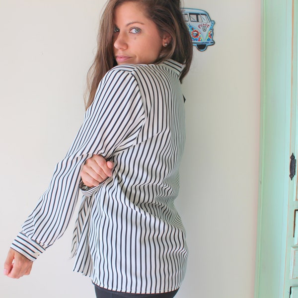 Vintage BLACK and WHITE Striped Blouse....large. womens. mod. costume. blouse. silky. ladies. vintage blouse. flowy top. soho. fancy