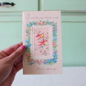 Carte de voeux florale vintage des années 1960 des années 1970 du milieu du siècle... nouveau vieux stock. objet de collection. oiseau. cadeau. rétro. rétablissez-vous bientôt. floral. cartes anciennes
