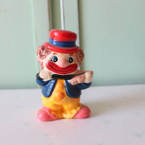 Vintage Ceramic Clown Bank: Retro Circus Decor
