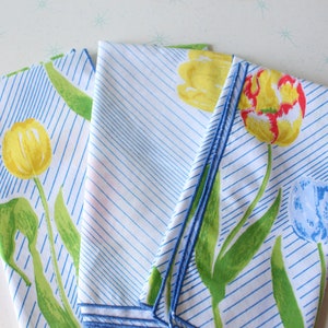 Vintage Tulip Floral Linen Placemat Napkin Set of 3