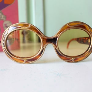 1960er Jahre Mod Sonnenbrille: Französische Retro Party Sonnenbrille