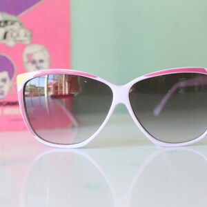 Vintage 80er Jahre Sonnenbrillen: Pink & Weiß Mod Shades, Taiwan ROC
