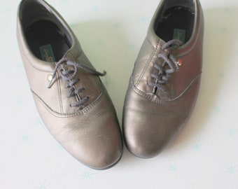 Mocasines vintage de piel color bronce de los años 80 - Easy Spirit Flats, talla 7