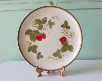 Plato vintage de fresa silvestre: vajilla floral retro, Japón (26,7 cm)
