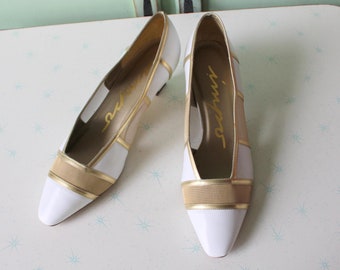 1980s White & Gold Heels: Glam Rocker Pumps, Size 8.5
