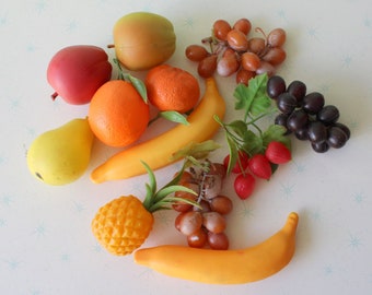 1970s Retro Plastic Fruit Decor: Mid-Century Kitsch