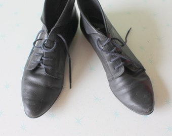 Vintage Black Leather Ankle Boots - 9 & Co - Women's 7.5M