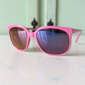 Vintage 1980s Hot Pink Sunglasses: Mirrored Lens Taiwan Eyewear