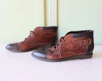 Vintage NICOLE bruine laarzen... maat 7 dames... designer vintage. heksen laarzen. leren laarzen. enkel laarzen. Hollywood. hak laarzen. midden in de eeuw
