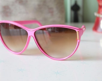 Vintage PINK Mod Taiwan ROC 1970s 1980s Sunglasses.retro. colorful shades. hipster. nerd. shades. indie. chic. pink. boho. deadstock.