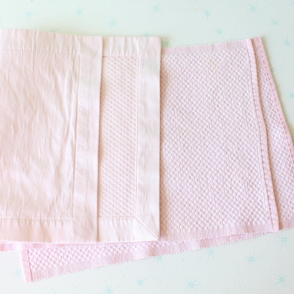 1980s Vintage PINK PLACEMATS.....pale pink. vintage table linen. retro. sewing. crafts. mod. vintage fabric. set of 3. garden. pink. country