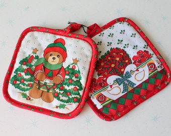 Vintage 1980s Christmas Pot Holder Mitt Set: Bear, Bird and Duck Print