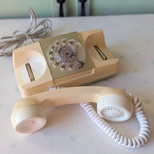 Vintage Creamy Yellow Rotary Telephone: 1960s-70s Retro Decor