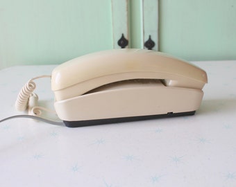 White Rotary Telephone: Retro Diner Decor
