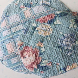 Vintage Floral Quilted Placemats - Set of 5 - 1980s Table Linen