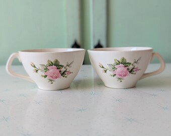 Vintage Floral Coffee Mug Set: Pink Roses, Retro Kitchen Decor
